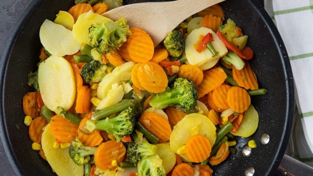 Refogado com cenouras e outras hortaliças