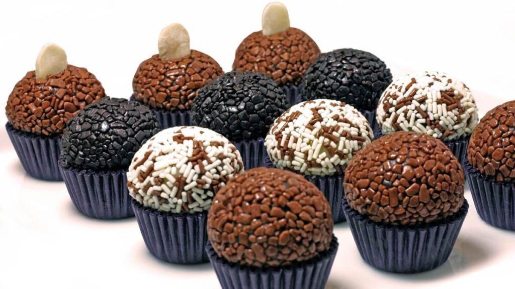 Como fazer brigadeiro de festa