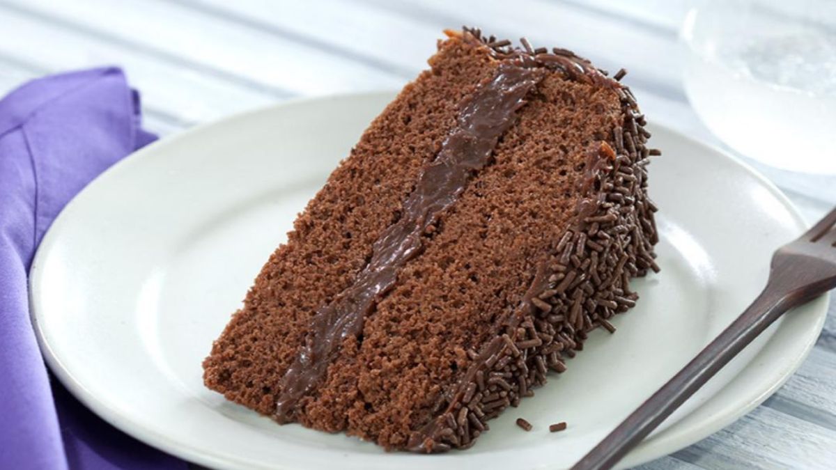 Fatia bolo de chocolate