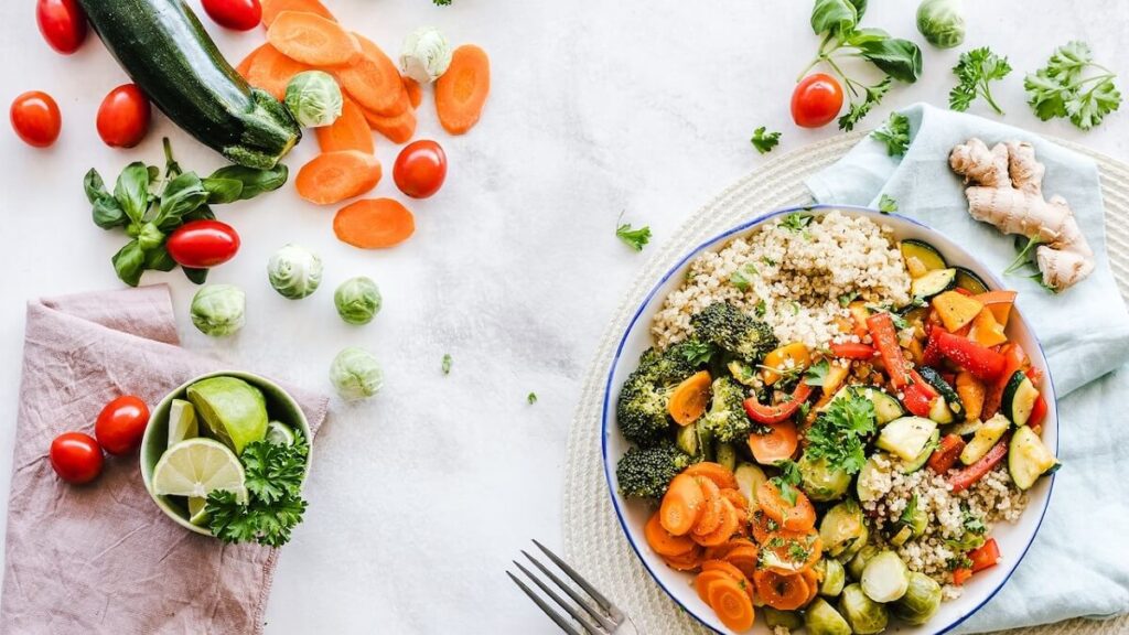 Prato de salada para fazer dieta