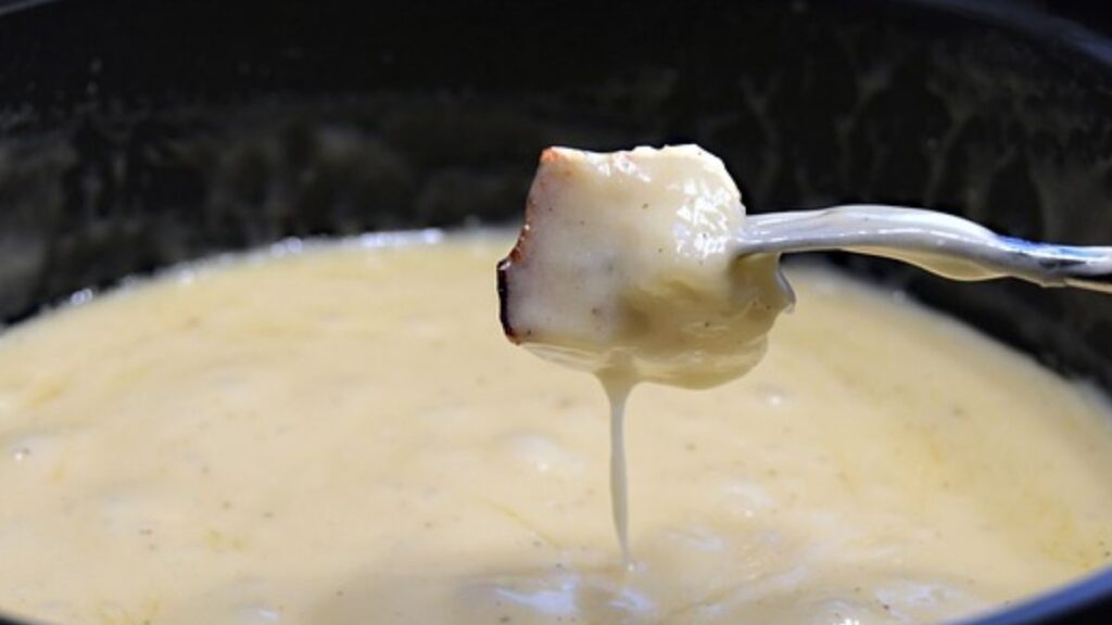 Como fazer fondue: Veja o passo a passo completo!