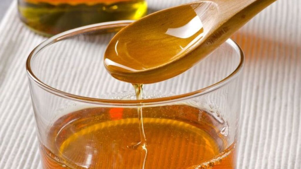 Como fazer xarope de mel limão e alho: Receita completa!
